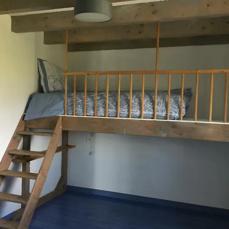 Les Roddiers Tatil Evi